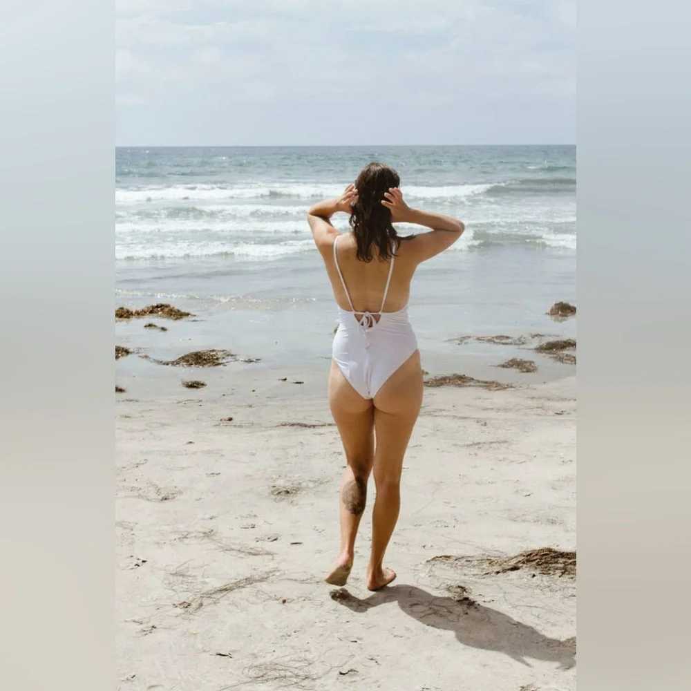 ANDIE Swim: The Paloma Rib One Piece in‎ White